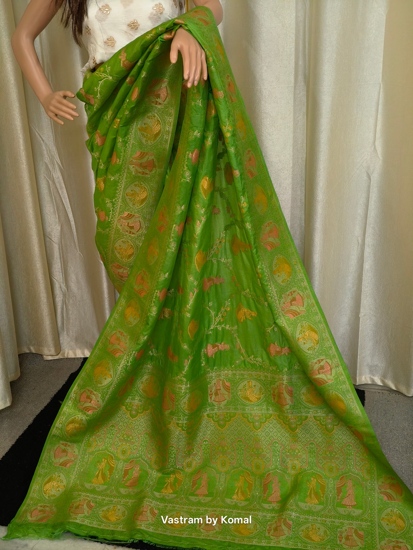 Saree - Banarasi Silk Jaal Pattern