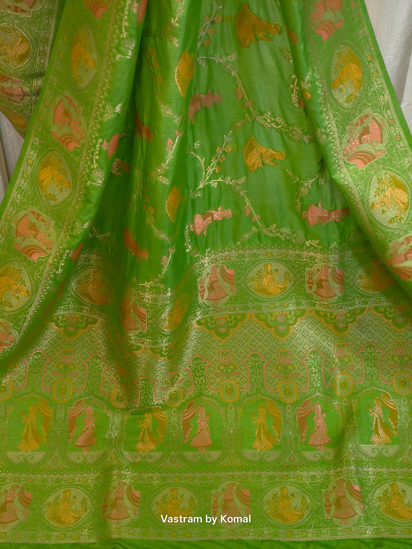 Saree - Banarasi Silk Jaal Pattern