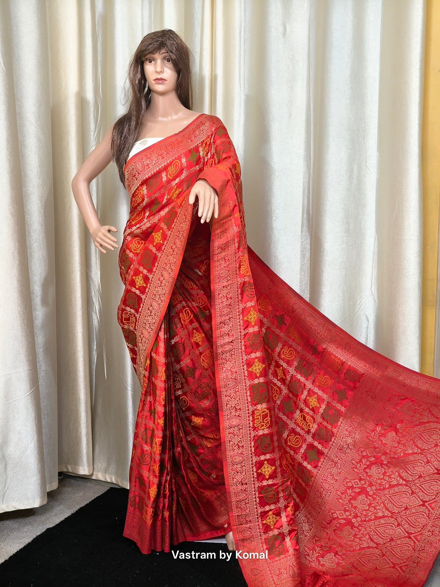 Saree - Bandhani Pattern Gazi Silk