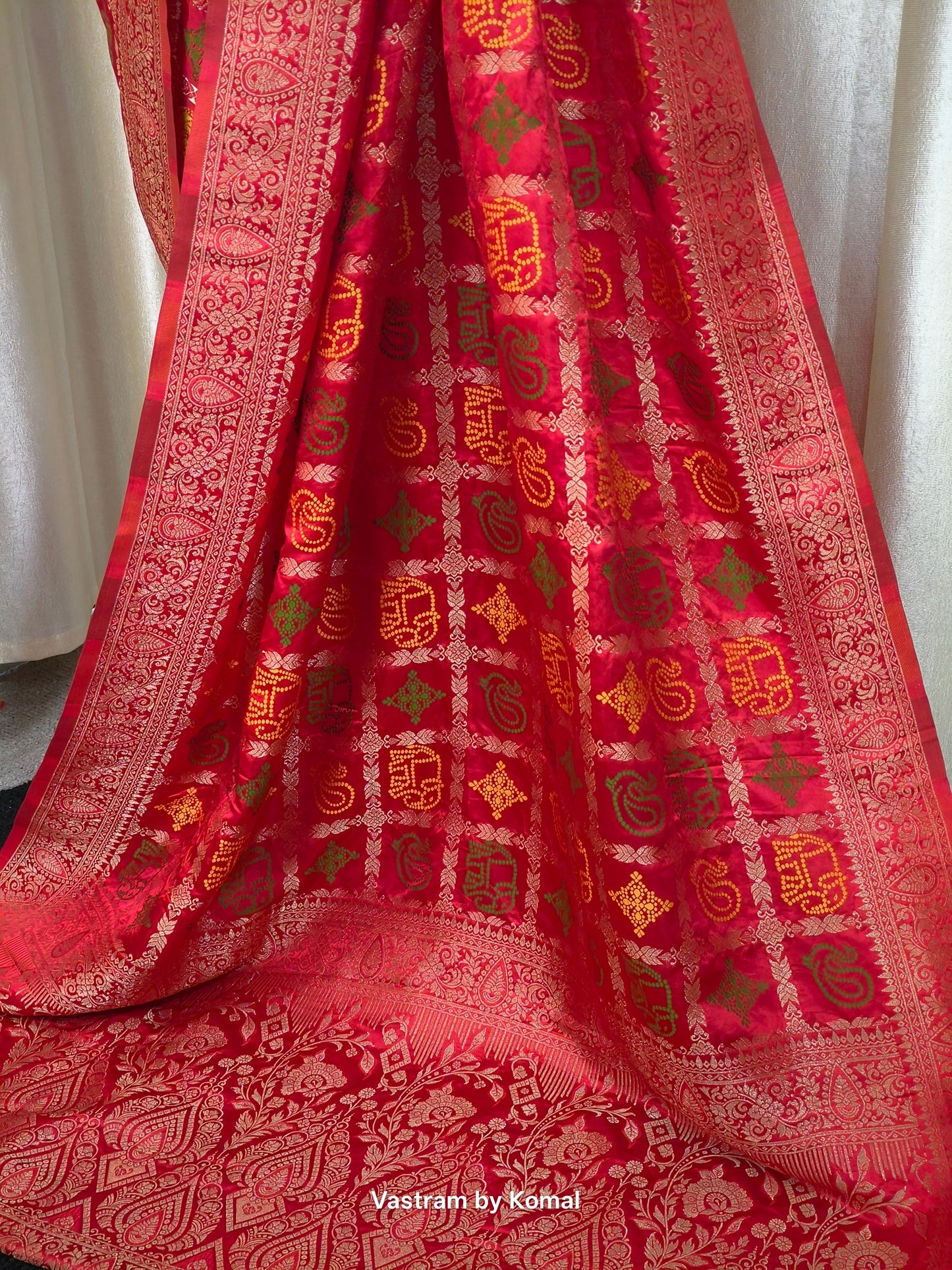 Saree - Bandhani Pattern Gazi Silk