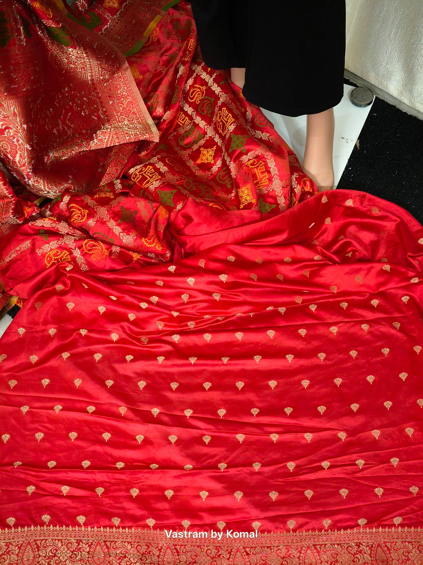 Saree - Bandhani Pattern Gazi Silk