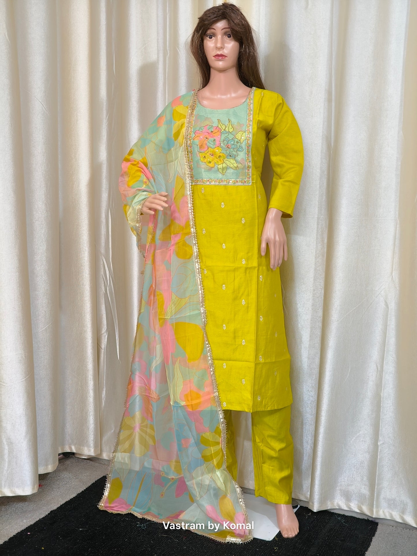 Suit Set - Roman silk, Floral design, lace border
