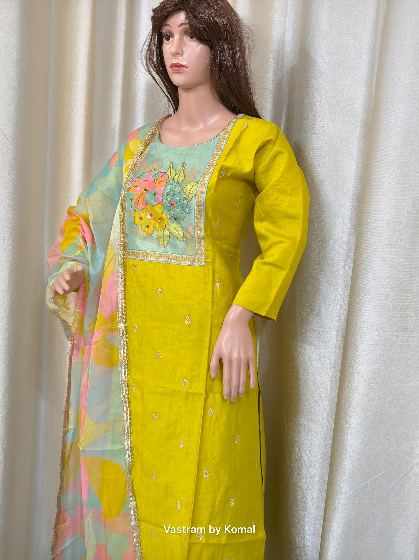 Suit Set - Roman silk, Floral design, lace border
