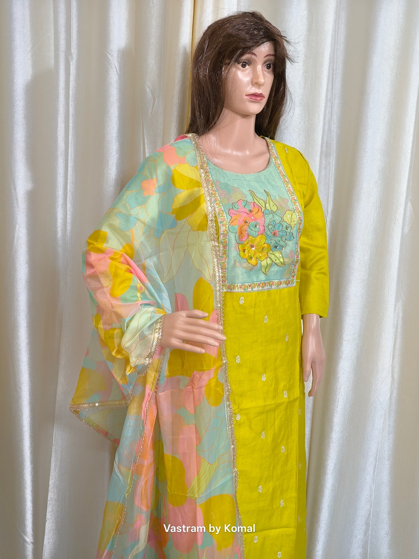 Suit Set - Roman silk, Floral design, lace border
