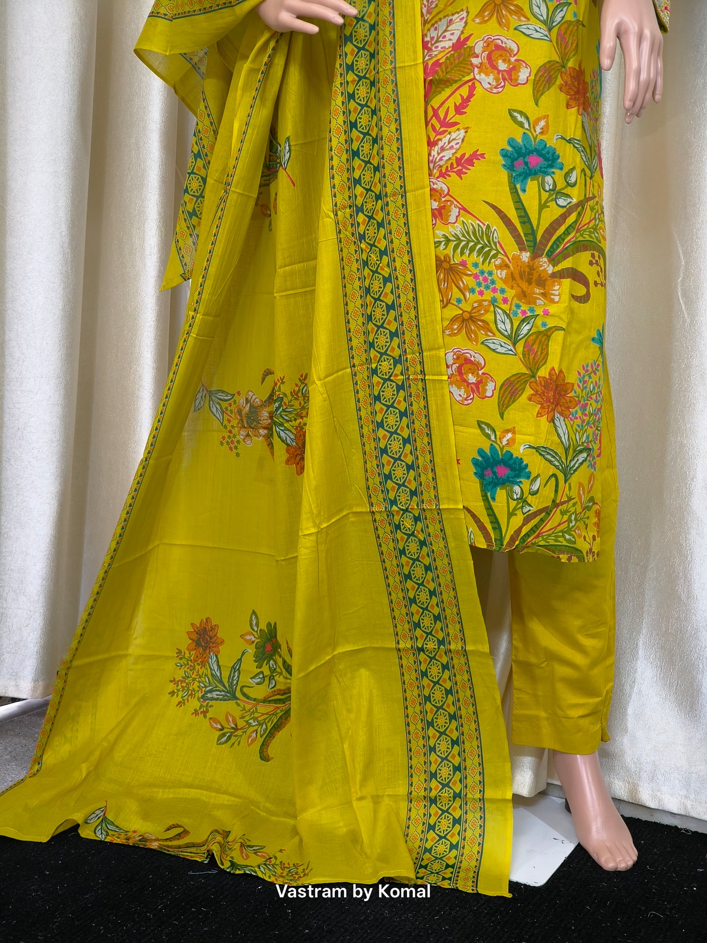 Suit Set - Cotton, straight fit, floral print