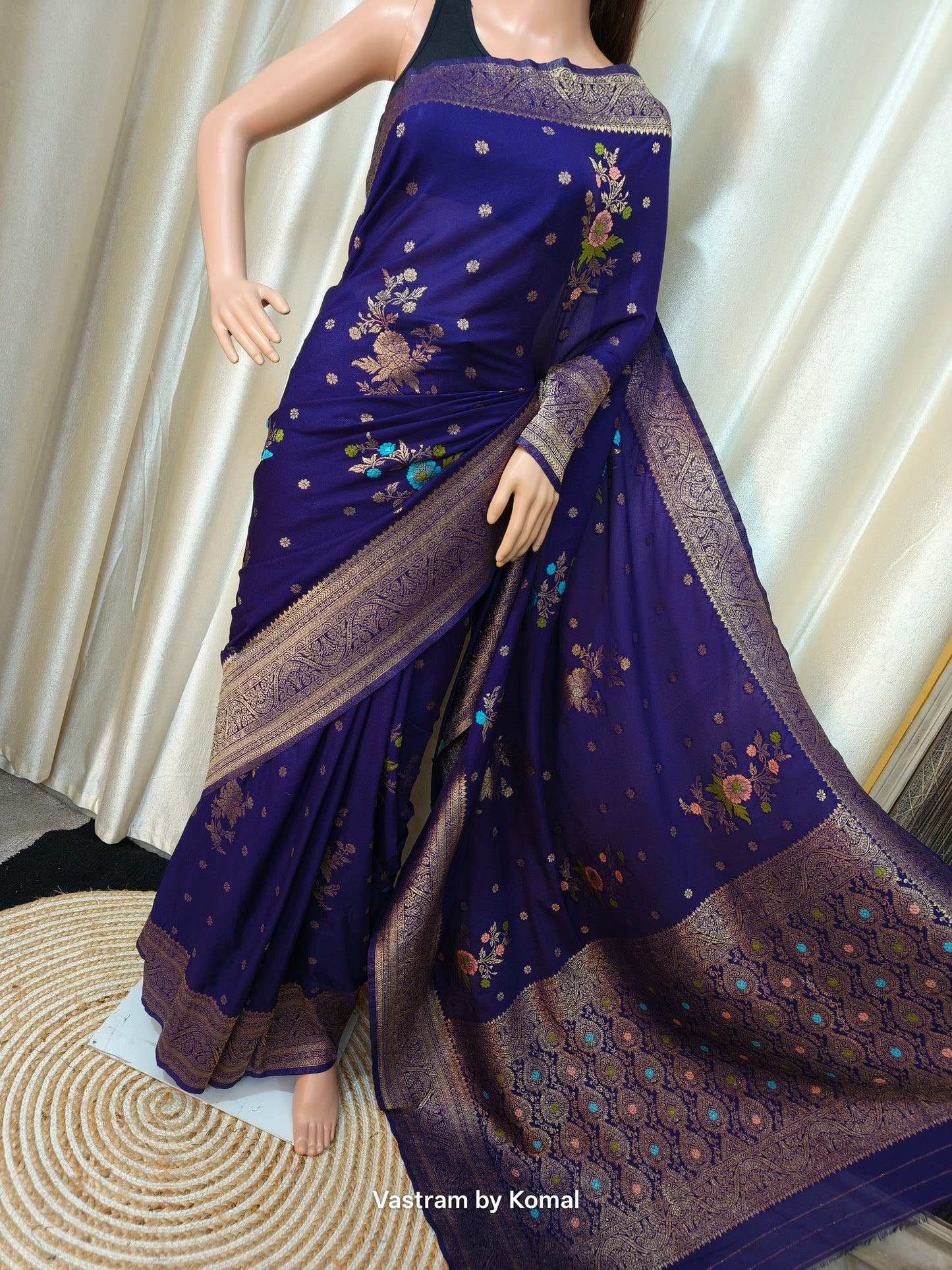 Saree - Sona Roopa Alfi Kadua Booti