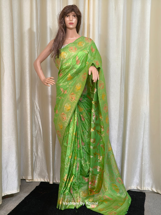 Saree - Banarasi Silk Jaal Pattern