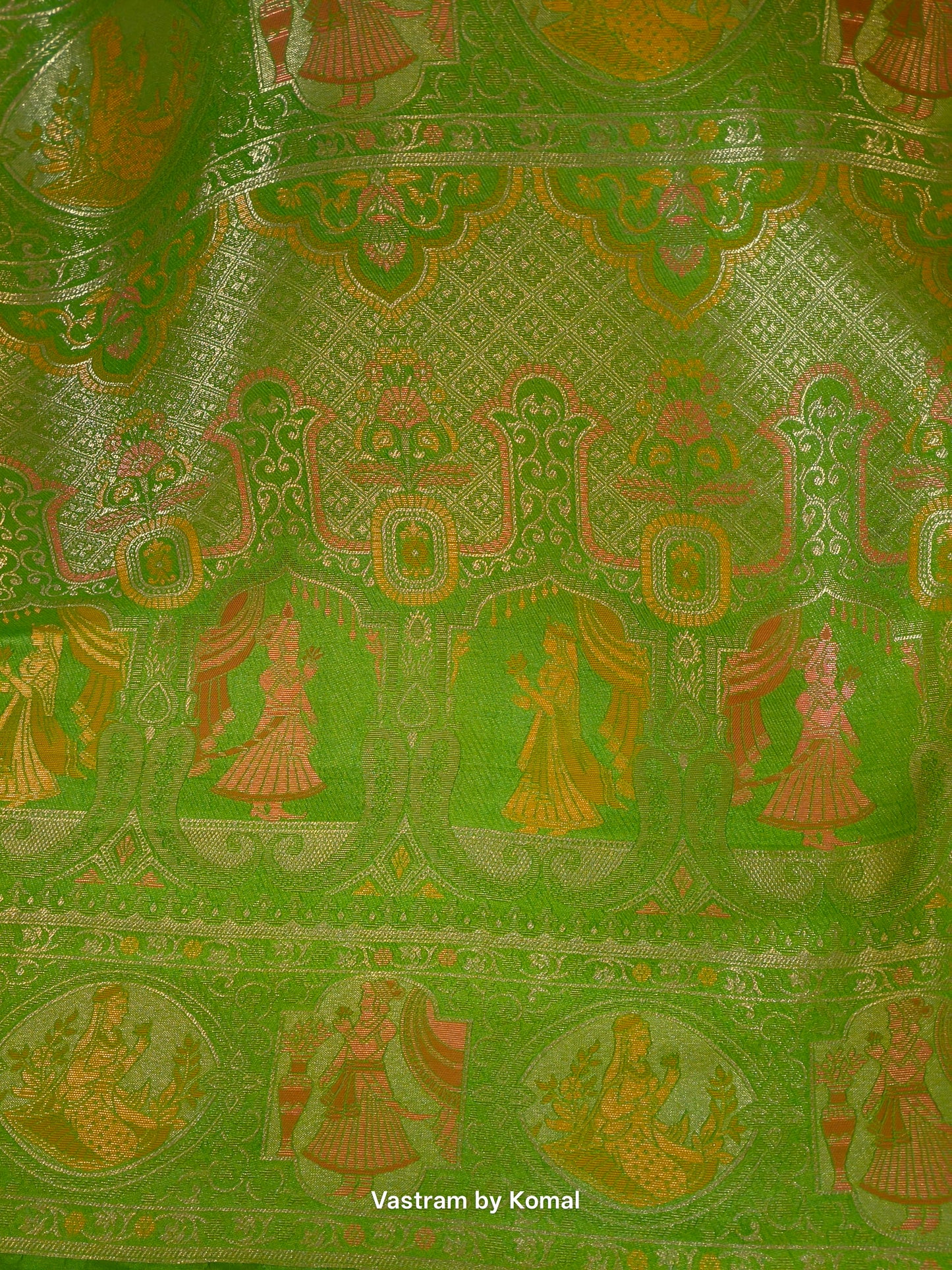 Saree - Banarasi Silk Jaal Pattern