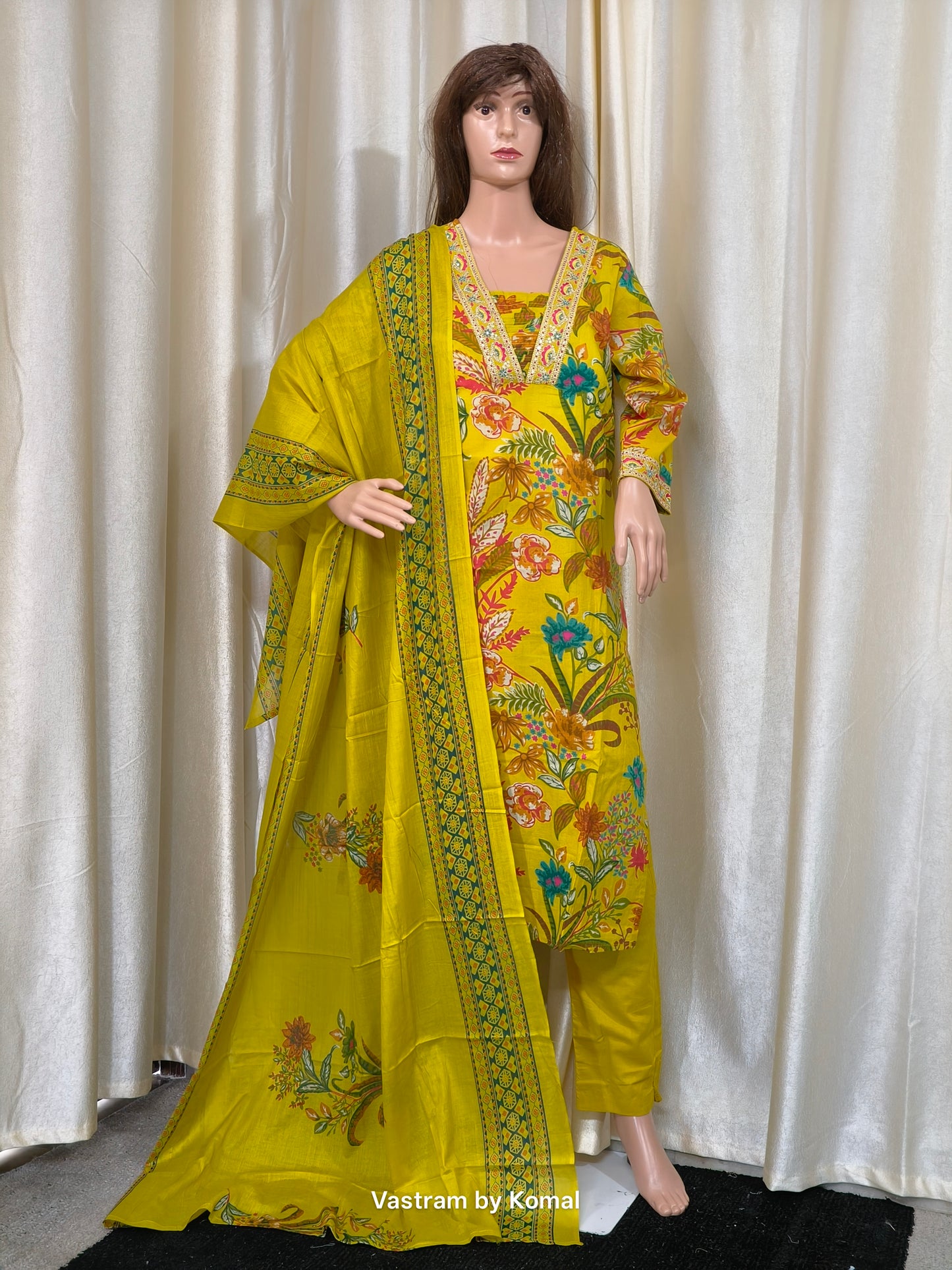 Suit Set - Cotton, straight fit, floral print