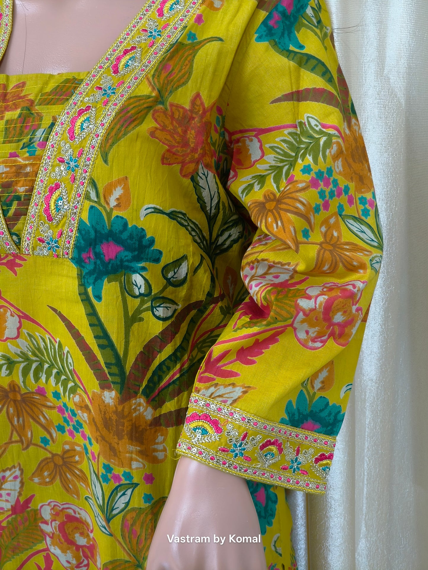 Suit Set - Cotton, straight fit, floral print