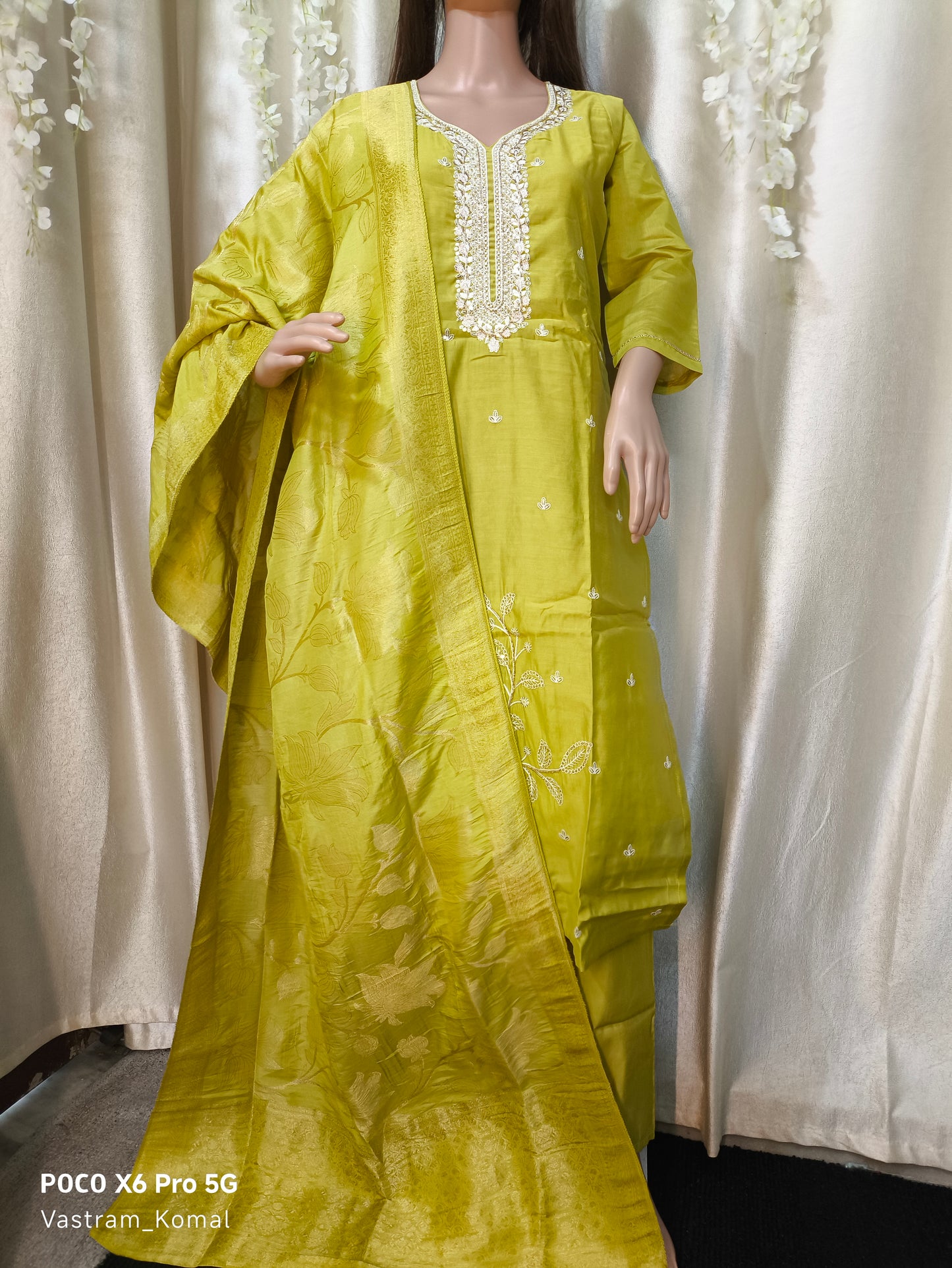 Suit Set - Roman Silk