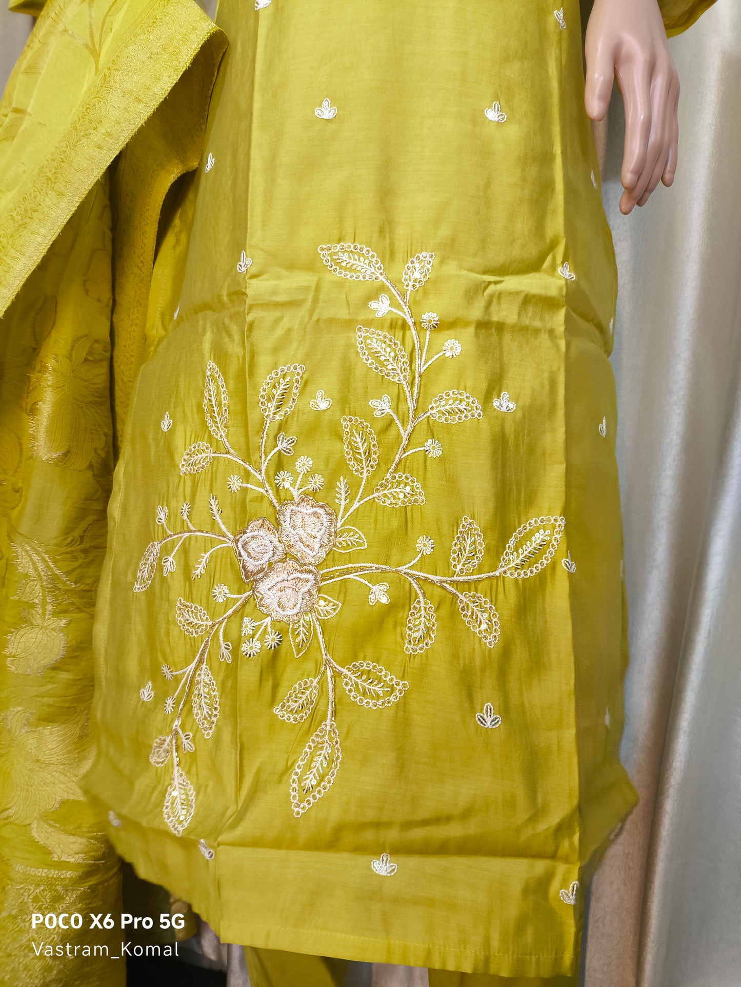 Suit Set - Roman Silk